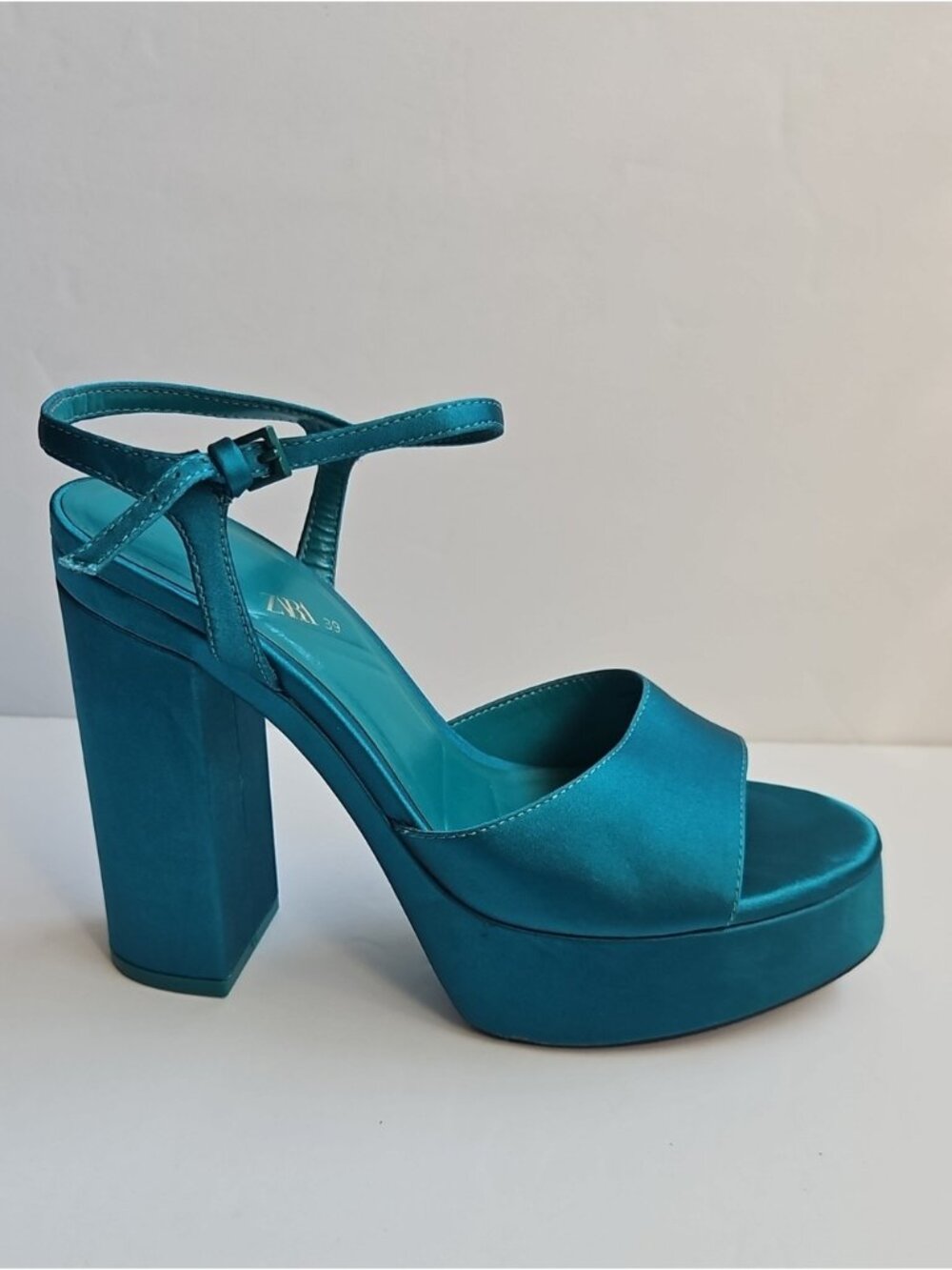 Zara Emerald Green Satin Ankle Strap Platform Block Heel Sandals - Picture 2 of 7